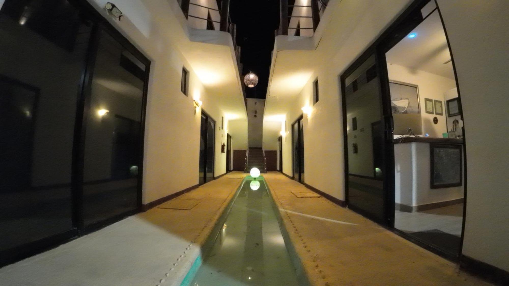 Ade Hotel Bacalar Exterior photo